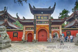 贵州十大名寺排行榜：东林寺上榜，第二是朝拜礼佛圣地
